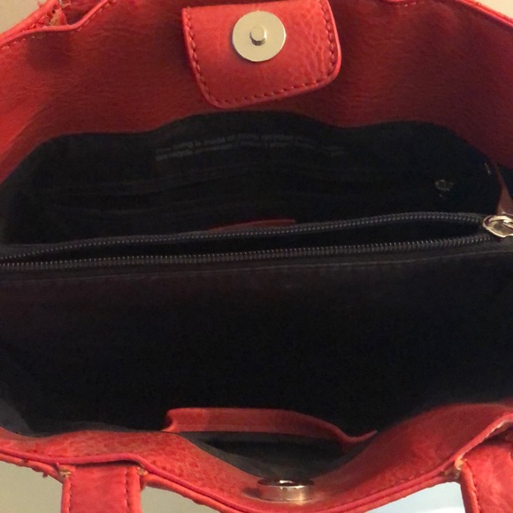 Matt&Nat Coral Purse - Picture 3 of 9